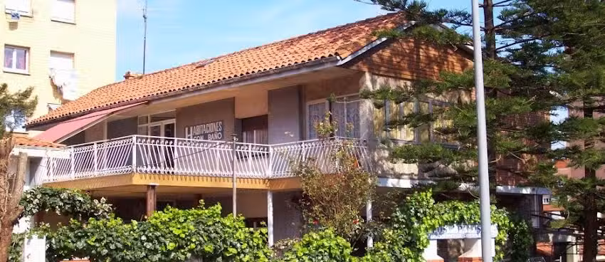 Pensi&oacute;n Los Pinos Gij&oacute;n