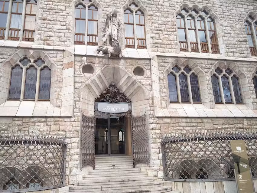 Pensi&oacute;n Sandoval by gaiarooms