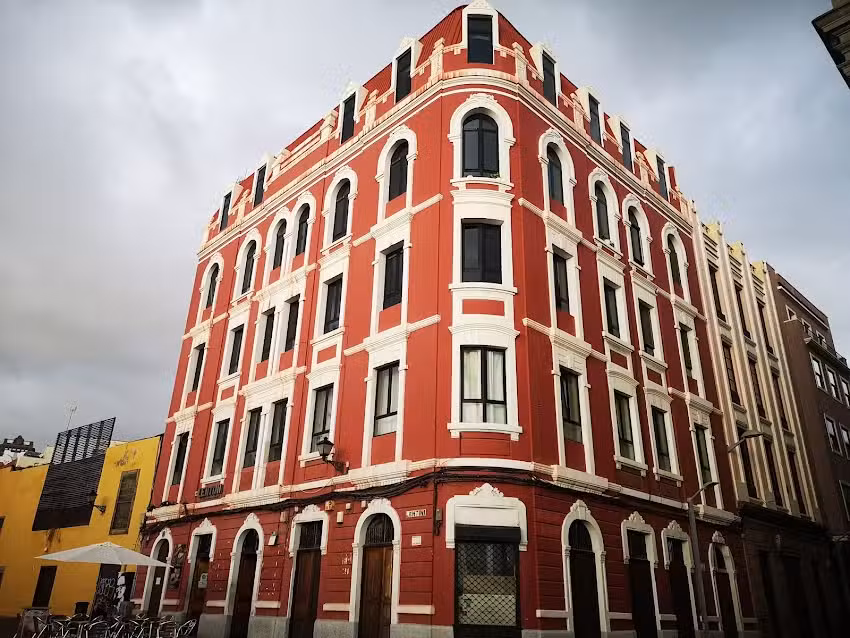 Pensi&oacute;n Sea of clouds