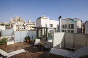 Petit Palace Hotel Tres