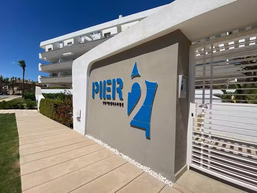 Pier2 RobHon