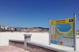 Piso Laxe , ruta dos faros, playa