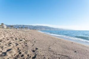 PISO, PISCINA, 2 Parking, Wi-Fi, ALQUILER VACACIONES SALINAS, Roquetas de Mar cerca de teatro auditorio | Salinas Mar y Playa