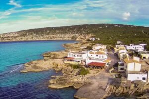 Playa Es Cal&oacute;