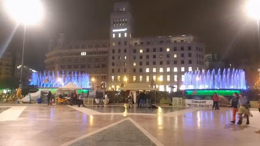 Plaza Catalunya Guest House