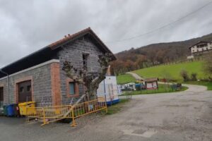 PLAZOLA Antigua estacion de tren de leitza