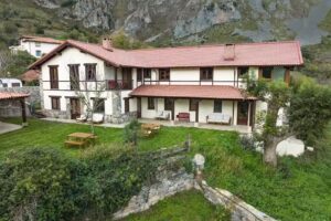 Posada Caba&ntilde;es