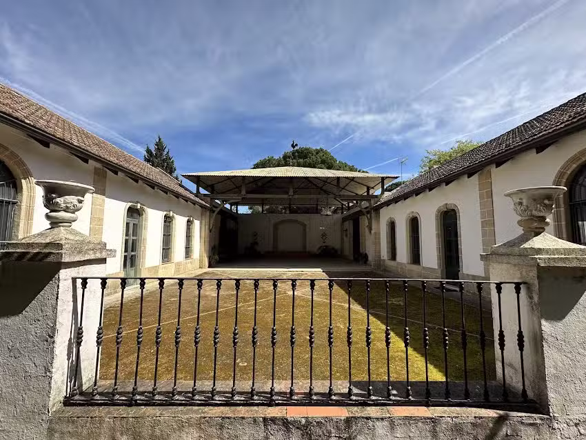 Pozoalbero Residencia Y Pabell&oacute;n