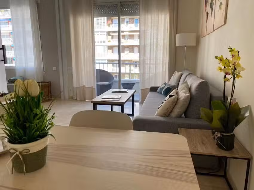 Precioso y tranquilo apartamento zona alta Diagonal Barcelona