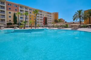 Protur Badía Park Aparthotel