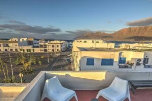 Red Star Surf House &ndash; Casa 55