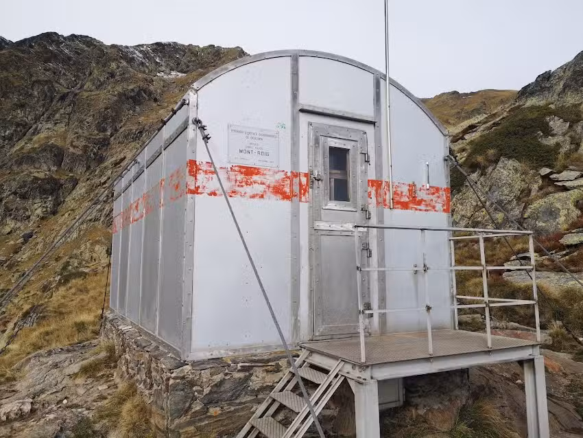 Refugi lliure de Mont-roig &laquo;Enric Pujol&raquo;