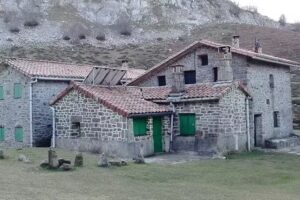 Refugio Arnotegi Mendi Taldea