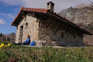 Refugio de Apota (La caba&ntilde;a de Mart&iacute;n)