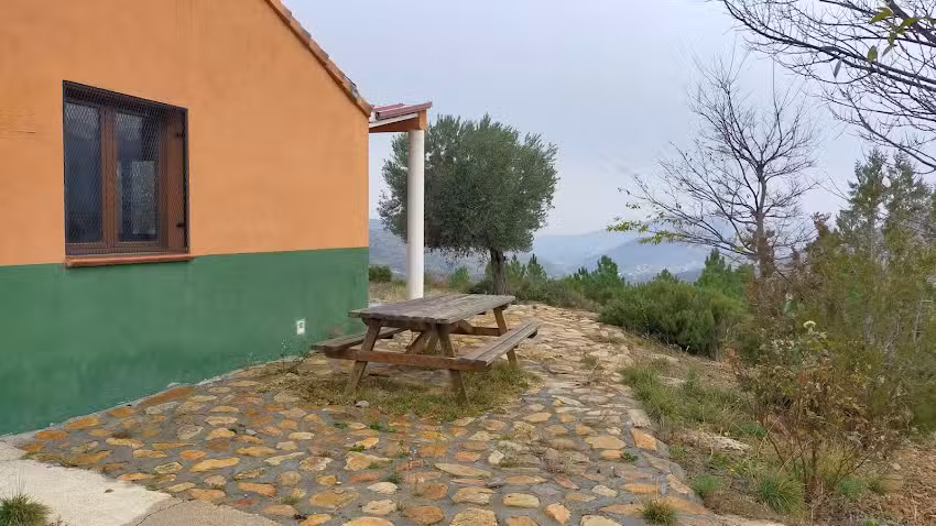 Refugio de Cazadores de Sestrica