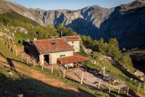 Refugio de la Terenosa (1300 m.)