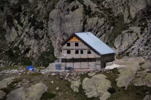 Refugio de los Ibones de Bachima&ntilde;a