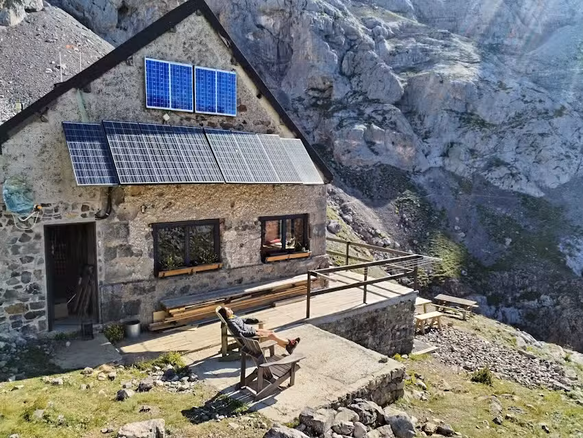 Refugio Diego Mella / Collado Jermoso