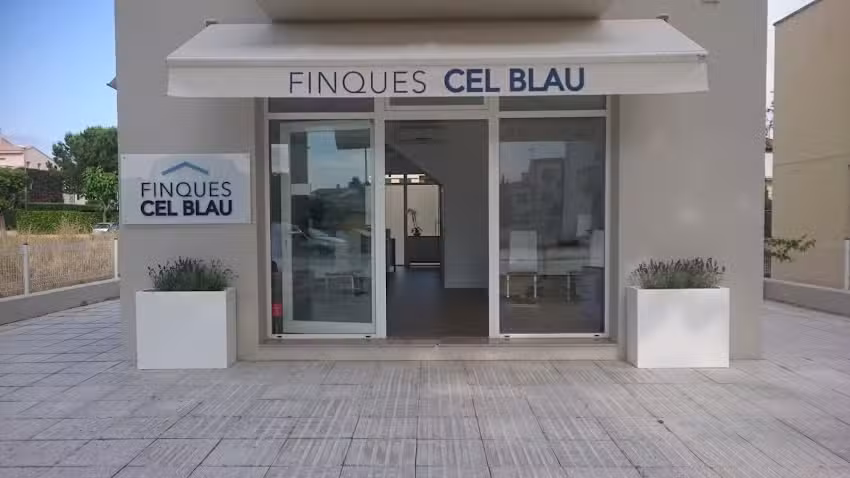 Rentals Cel Blau &ndash; S&rsquo;Agar&oacute;