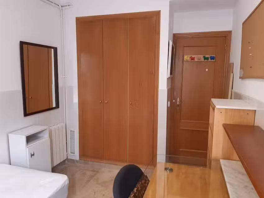 Residencia de Estudiantes Caldes Valencia. Pisos compartidos.