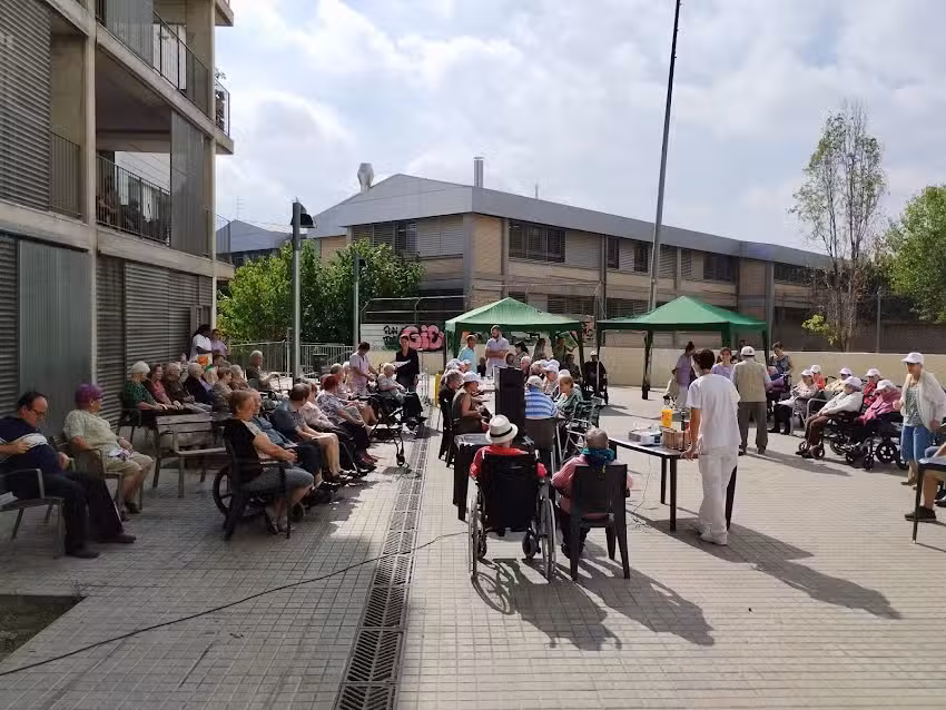 Residencia El Mol&iacute;-V&iacute;a Favencia