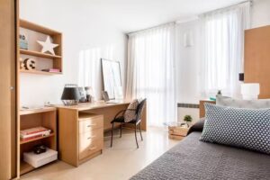 Resid&egrave;ncia Universit&agrave;ria Resa Francesc Giralt i Serr&agrave;