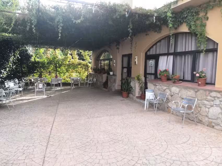 Residencia villa de Hoyos