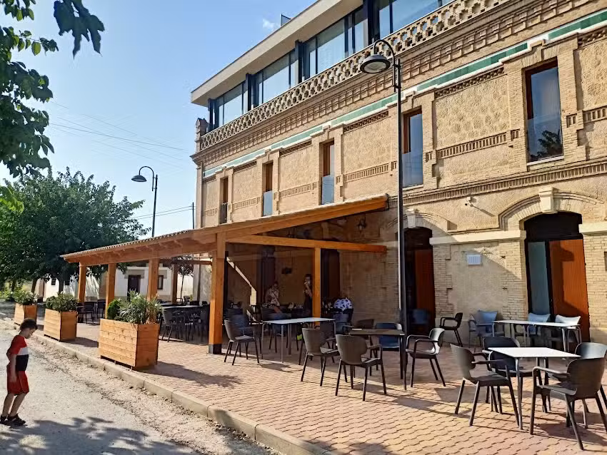 Restaurante Cafeter&iacute;a Albergue La Estaci&oacute;n De Ceheg&iacute;n