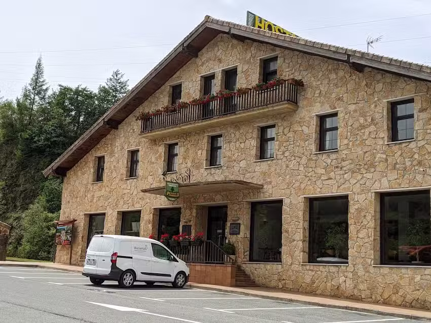 RESTAURANTE HOSTAL PAGOZELAI