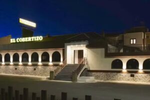 Restaurante &ndash; Hotel &laquo;El Cobertizo&raquo;