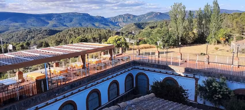 Restaurante Hotel Mes&oacute;n Despe&ntilde;aperros