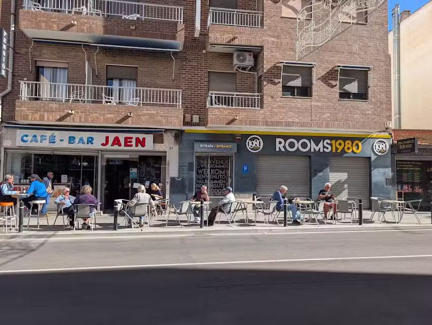 Rooms 1980