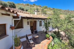 Rustic country cottage Chifladura