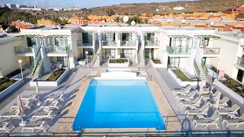 Salt Apartments Green Ocean