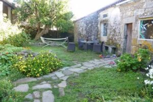 San Marti&ntilde;o de Oz&oacute;n (monasterio, asociaci&oacute;n)