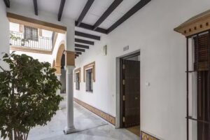 Santa Catalina Patio Andaluz Moderno 8 Bajo I