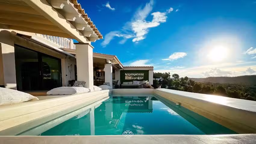 Sarah&rsquo;s Castillo