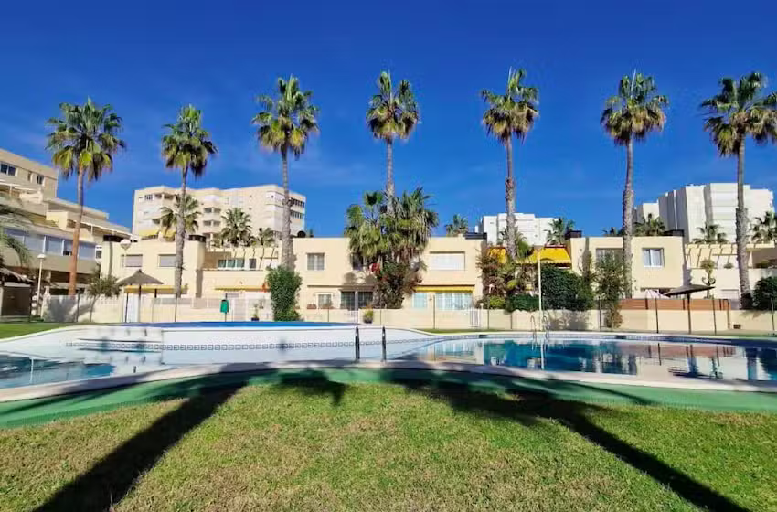 Seafront View House El Alted