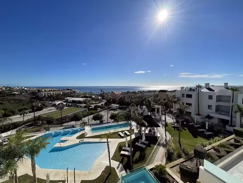 Seaview Residence with pool