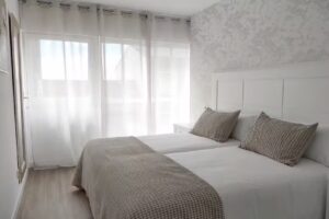 Second Home Arz&uacute;a