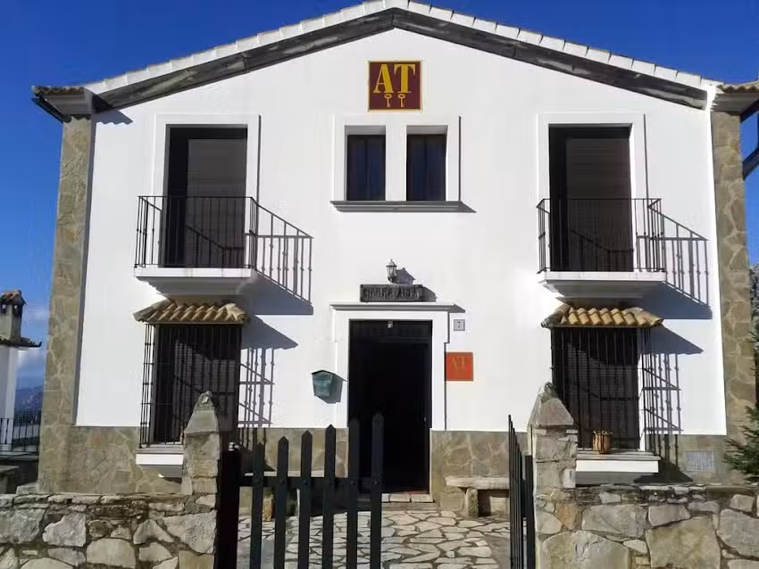 Sierra-Alta Apartamentos Rurales Sierra de Grazalema Benaocaz