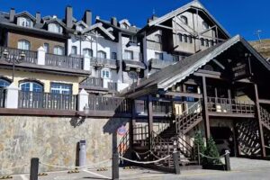 Sierra Nevada 3000-Fuente del Tesoro