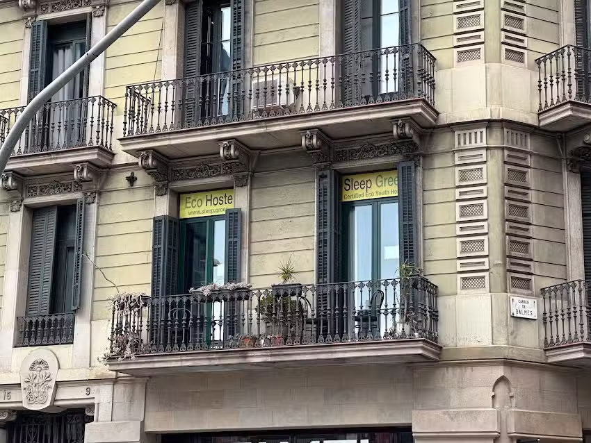 Sleep Green &ndash; Certified Eco Youth Hostel Barcelona