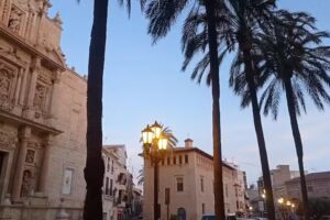 Sleepturia Hotel music&art