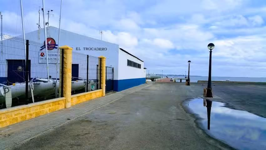 Sociedad Nautica El Trocadero