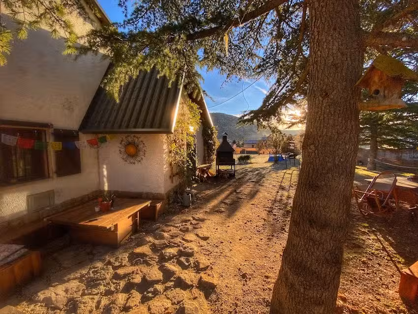 Stone & Woods GuestHouse