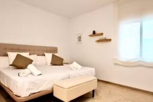 Suite Deluxe Puerta de Almod&oacute;var