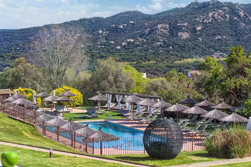 Suites Natura Mas Tapiolas