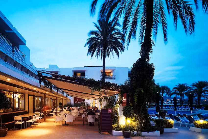 Sunwing Alc&uacute;dia Beach