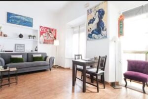 Sweet Home in Downtown